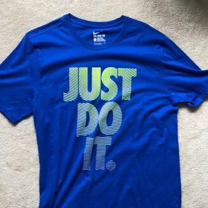 Nike Just do it T shirt size large